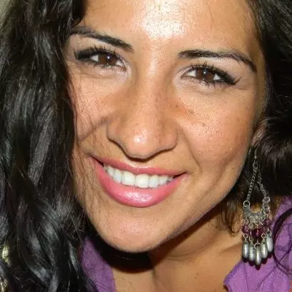 Paola Searovic