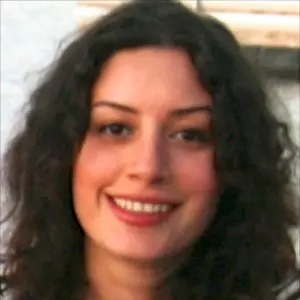 Laleh Majari Kasmaee
