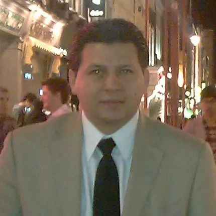 Gustavo Decker