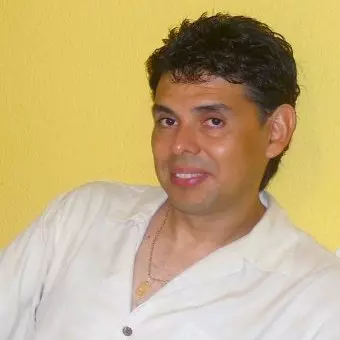 Luis E. Medina