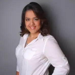 Lorena E. Alvarez