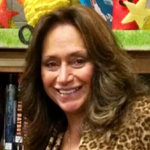 Debbie Giannuzzi