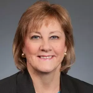Lynn Schade, Senior Banker