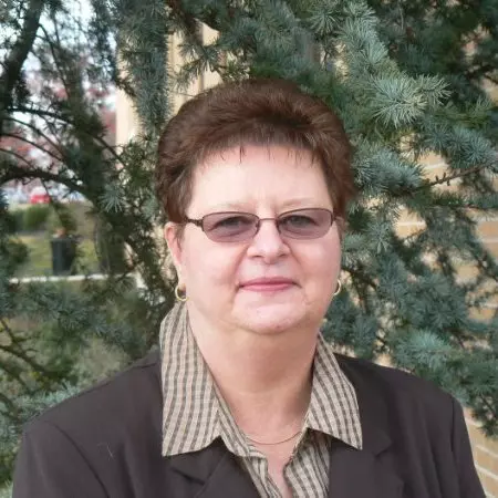 Lynne Weatherholtz