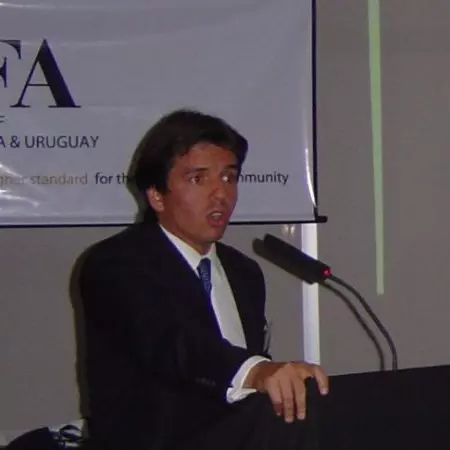 Alejandro Santos, CFA