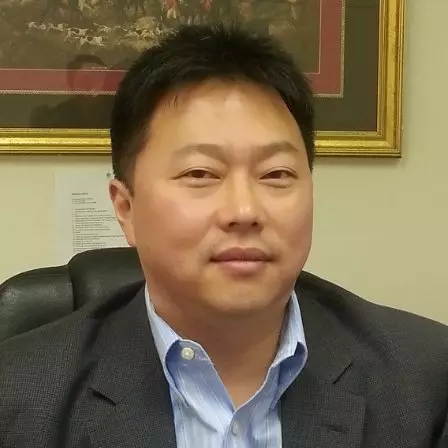 Michael J Kim