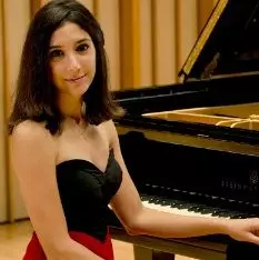 Lara Mirinjian