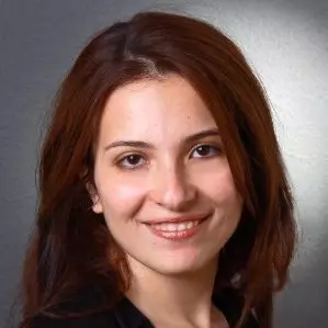 Paria Naghipour
