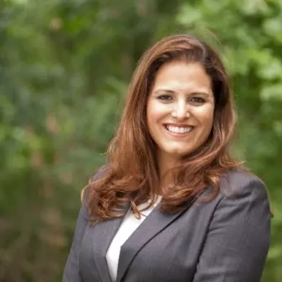 Claudia Sanjuan, EMBA