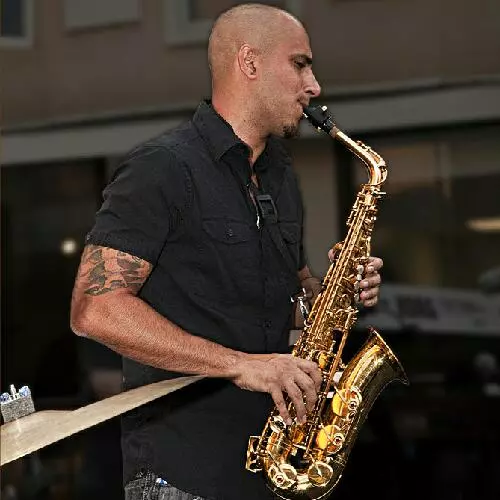 Michael Squillace (SaxSkillz)