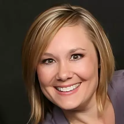Nicole Huttenhoff