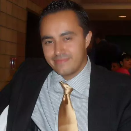 Nestor Quiroz