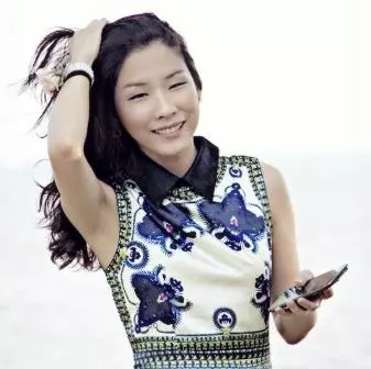 (Esther) Hyo Jung Hwang