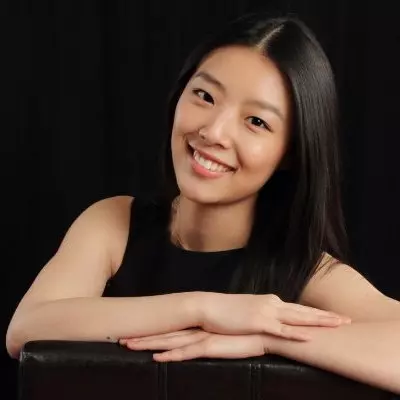 Sarah Tongtong Wang