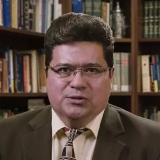 Dr. Fernando Abella