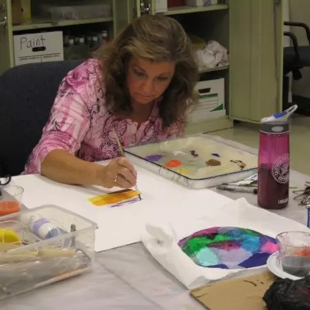 Leigh Larson, M.A., MFT-Intern, Art Therapist