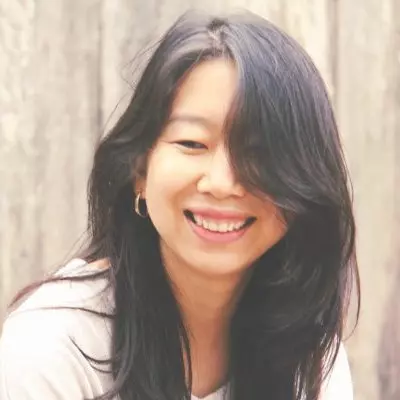 Angela Gongqi Yu